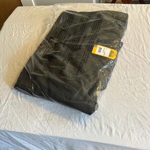 Carhartt Men's XL loose fit Rain Defender Hoodie NEW WITH TAGS